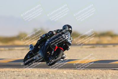 media/Dec-09-2023-SoCal Trackdays (Sat) [[76a8ac2686]]/Turn 15 Set 1 (230pm)/